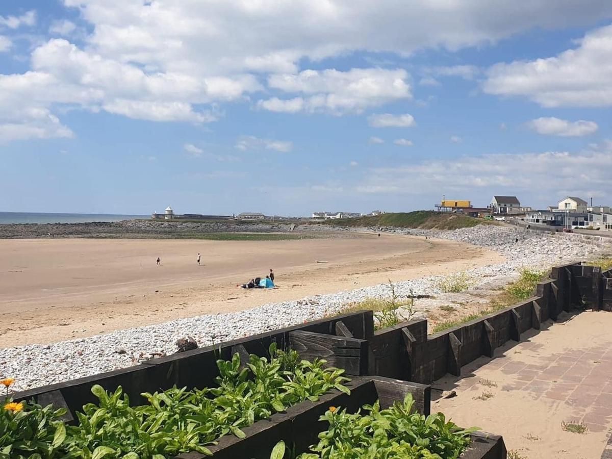 77 The Brambles Hotell Porthcawl Exteriör bild