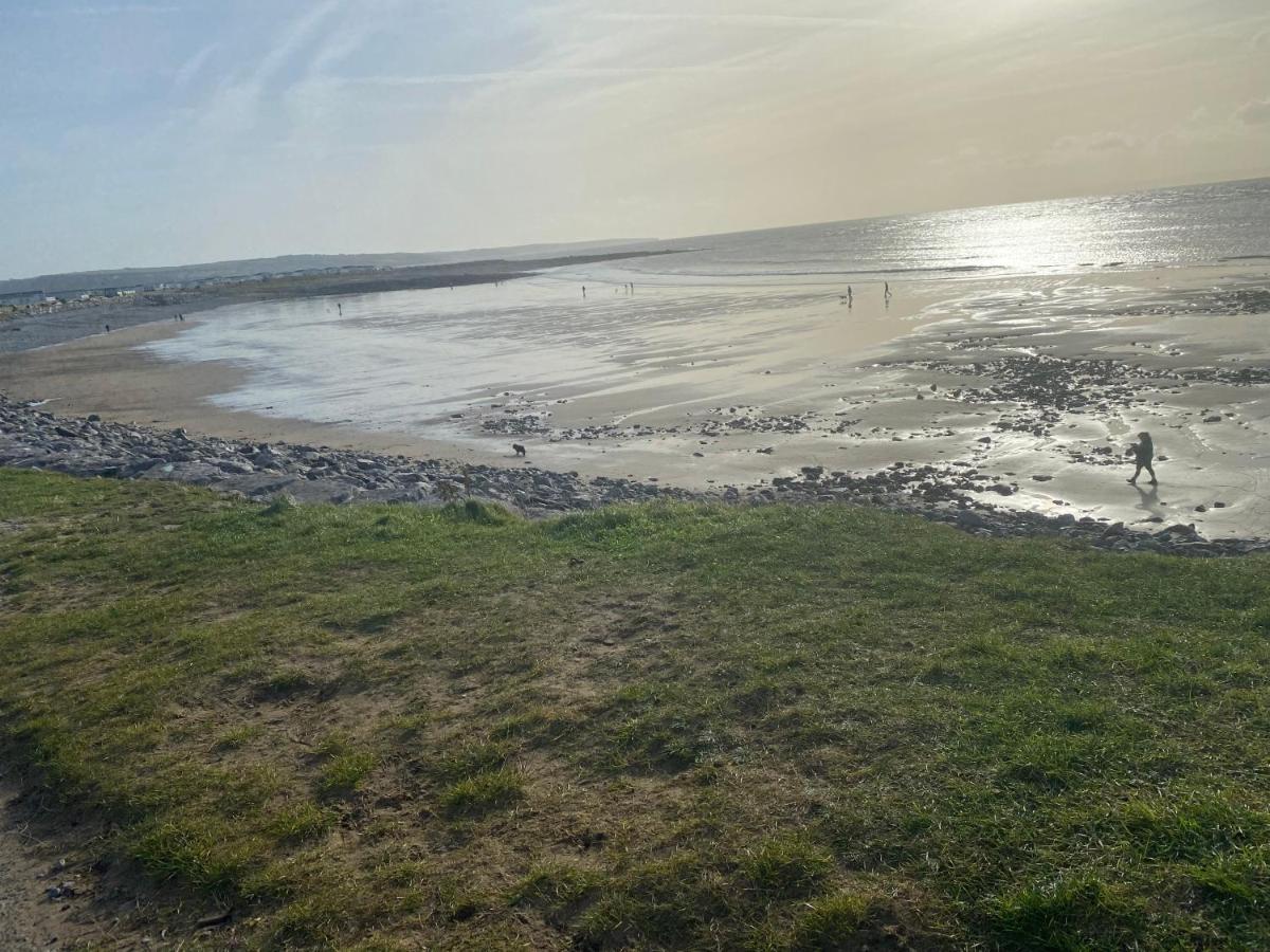 77 The Brambles Hotell Porthcawl Exteriör bild